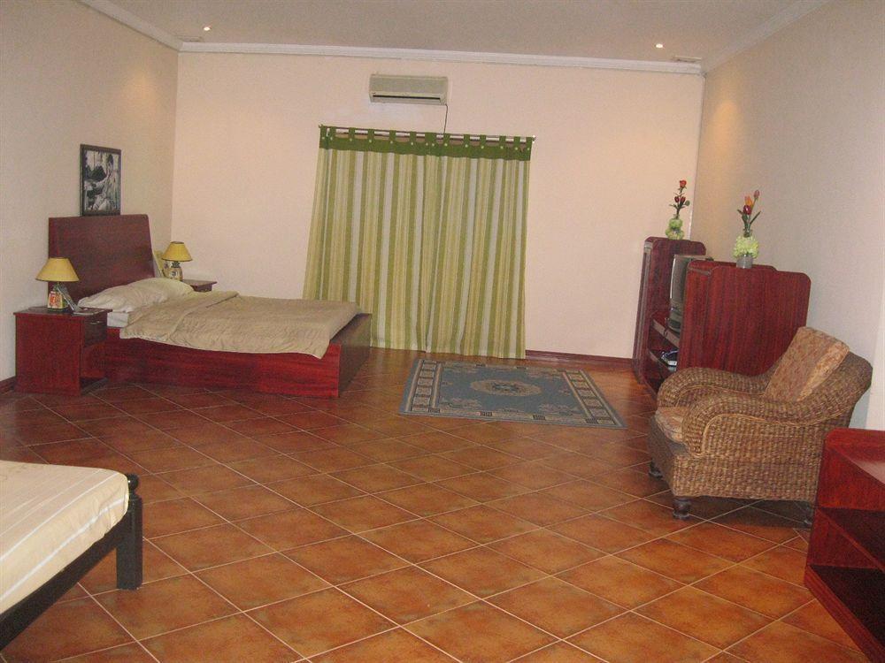 Red Tulip Hotel Angeles Ngoại thất bức ảnh